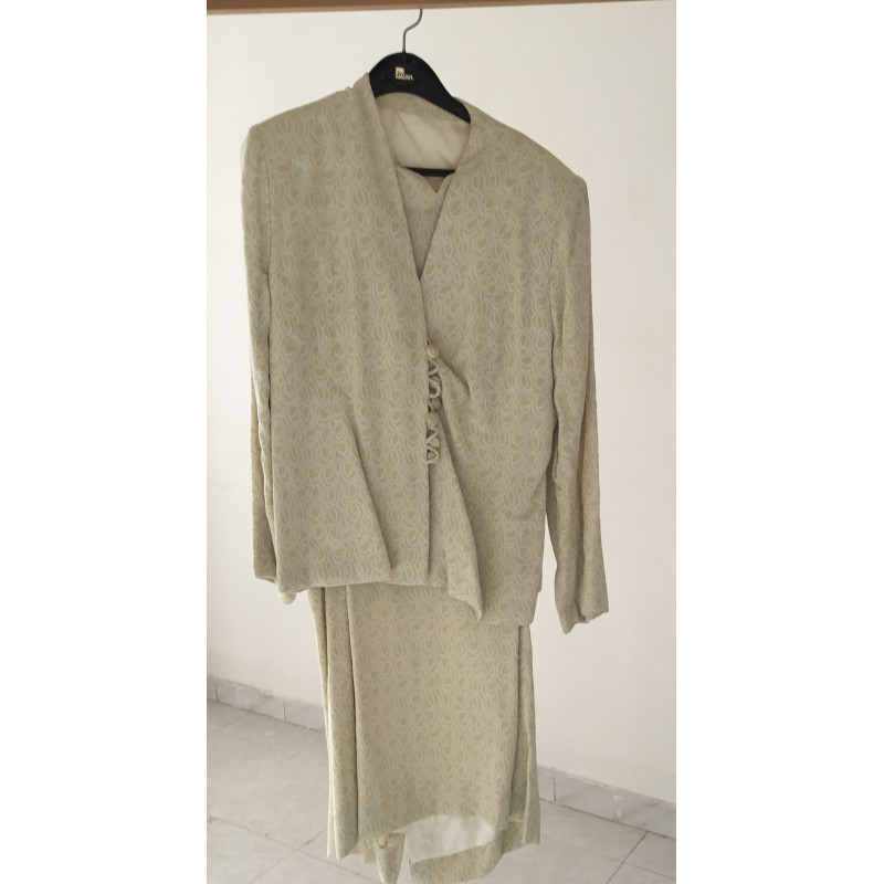 Falda + chaqueta